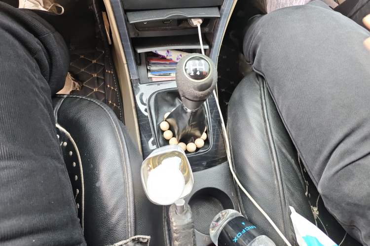 Used Haima Fumei 2013 Sedan 1.6L Manual Elite Edition Gear Lever