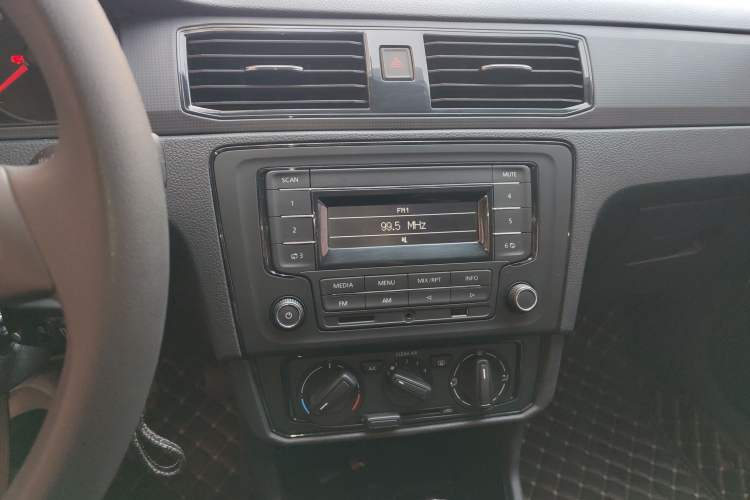 Used Volkswagen Santana 2018 1.5L Automatic Fashion Edition
