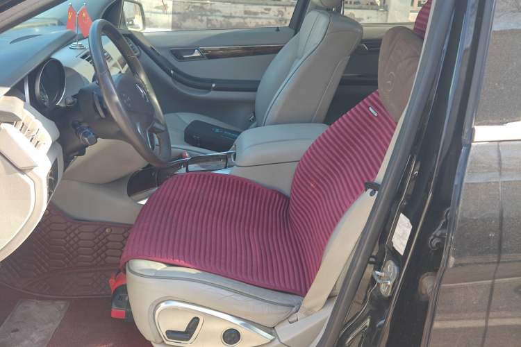 Used Mercedes-Benz R-Class 2010 R 350 L 4MATIC