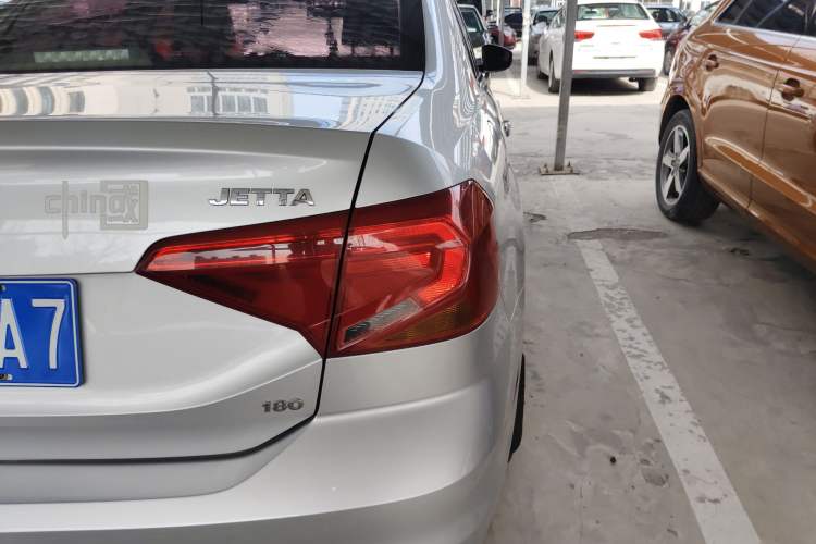 Used Volkswagen Jetta 2017 1.5L Automatic Comfort Model
