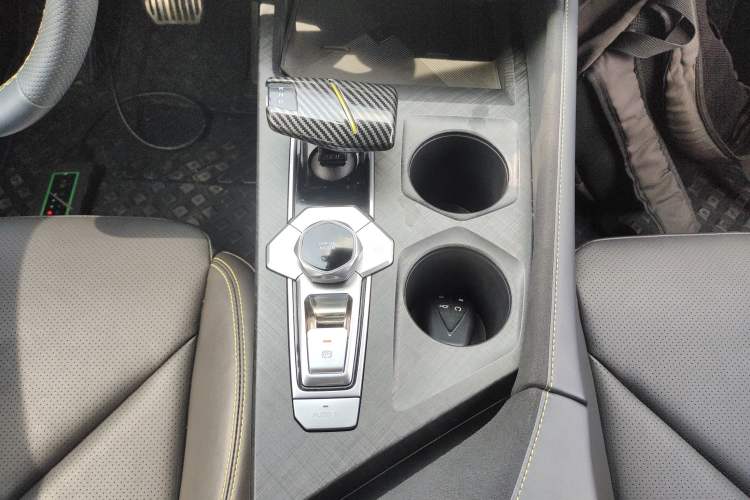 Used Changan UNI-V 2022 1.5T Sport Edition