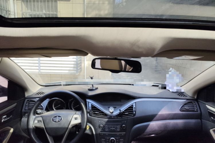 Used Bestune B70 2014 2.0L manual luxury version