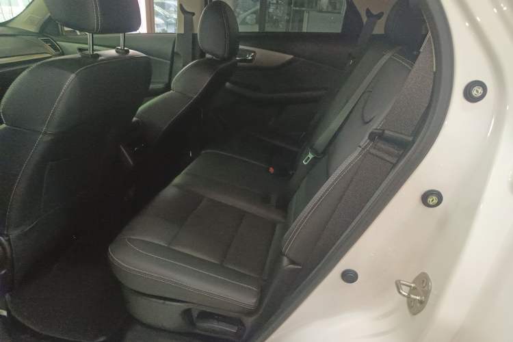 Used Dongfeng Fengon S560 2019 1.8L CVT Elite Model Left Rear Seat