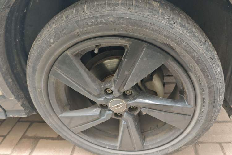 Used Audi Q2L 2020 35 TFSI Fashion Dynamic Model
