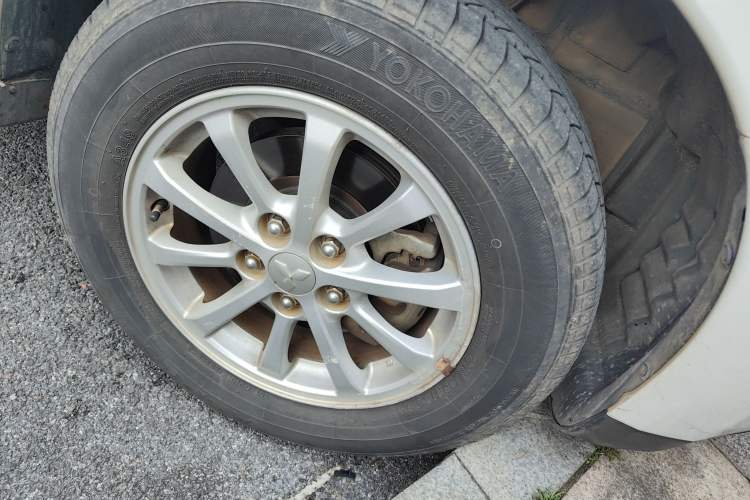 Used Mitsubishi ASX 2013 2.0L CVT Two-Wheel Drive Elite Edition