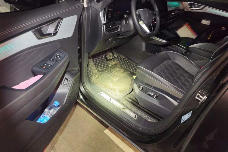 Used Volkswagen Talagon 2022 530TSI Four-Wheel Drive Flagship Shengjing Edition Pro 6-Seater
