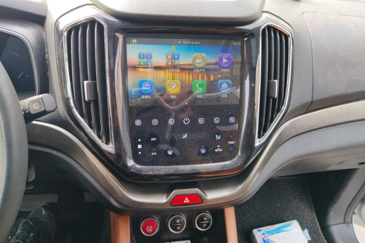 Used CHANGAN OSHAN CX70 2018 CX70T 1.5T Automatic Comfort Edition