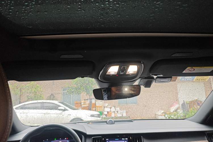 Used Volvo V90 2022 Cross Country B5 AWD Prestige Edition
