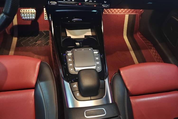 Used Mercedes-Benz A AMG 2020 Facelifted AMG A 35 4MATIC Gear Lever