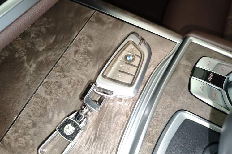 Used BMW 7 Series 2021 740Li Leading Edition Luxury Package