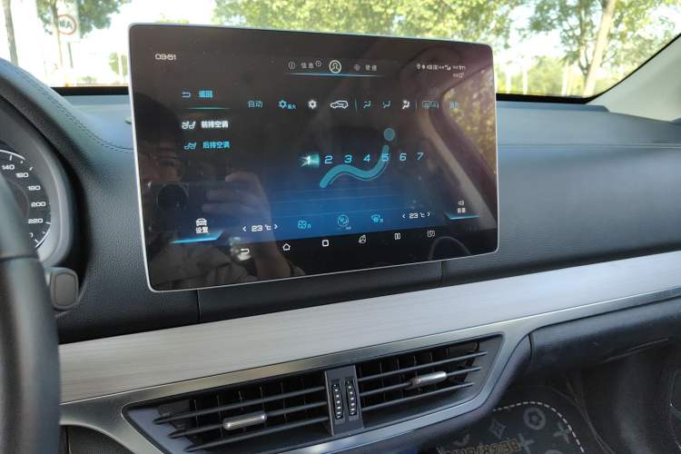 Used BYD Tang 2018 2.0T Automatic Smart Connect Prestige 7-Seater China V Standard