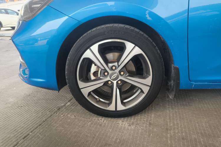 Used Chery Arrizo 5 2019 Revised PRO 1.5L CVT Youth Edition China VI Standard Left Front Wheel Hub