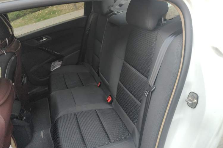 Used Peugeot 508 2013 2.0L 2nd Anniversary Edition with Automatic Sunroof – Classic Version Left Rear Seat