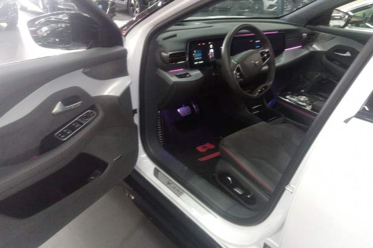 Used ARCFOX Alpha S 2022 HI Version Advanced Edition