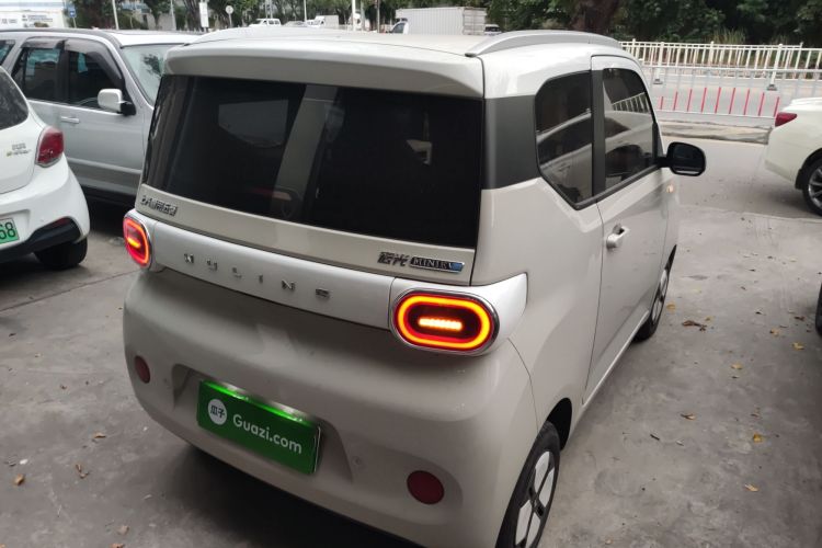 Used Wuling Hongguang MINIEV 2024 3rd Generation 215km Advanced Version Exterior 3