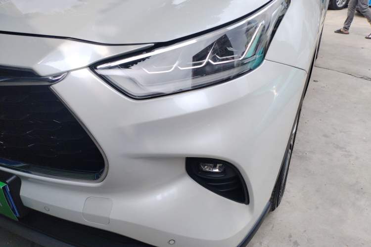 Used Toyota Highlander 2022 Dual-Engine 2.5L Four-Wheel Drive Supreme Edition 7-Seater Left Front Headlight