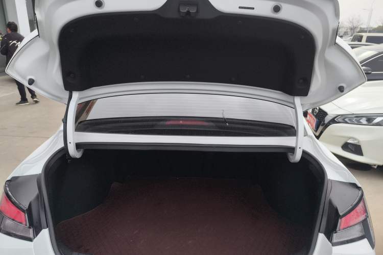 Used Hyundai Elantra 2023 1.5L CVT GLX Elite Edition Trunk