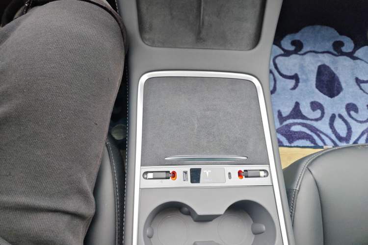 Used Tesla Model 3 2022 Performance High-Performance All-Wheel-Drive Version
