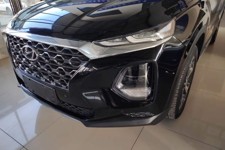 Used Hyundai Santa Fe 2020 380 TGDi Automatic Two-Wheel Drive GLS Luxury Edition Left Front Headlight