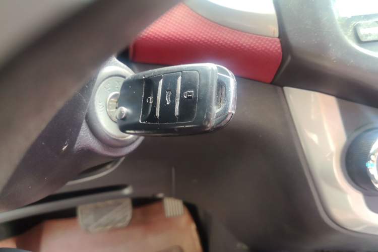 Used CHANGAN Benni 2015 1.4L IMT Luxury Model China V Standard