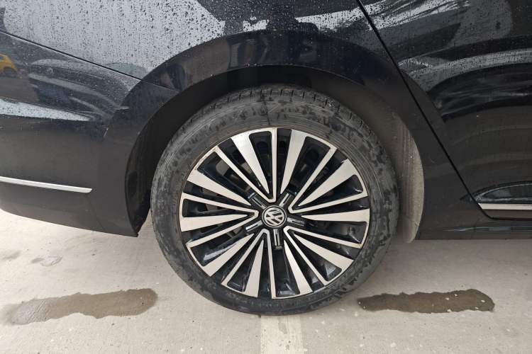 Used Volkswagen Passat 2019 330TSI Prestige Edition China VI Standard
