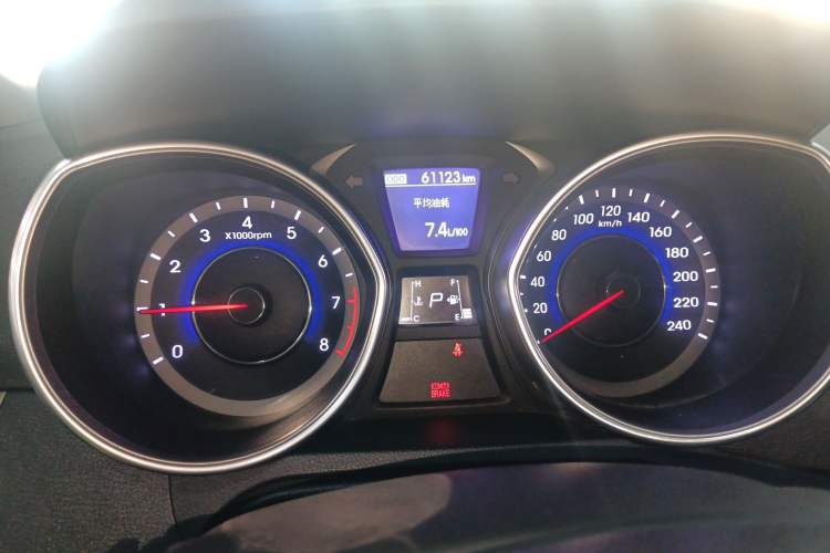 Used Hyundai Elantra (5th Generation / Langdong) 2016 1.6L Automatic Prestige Model
