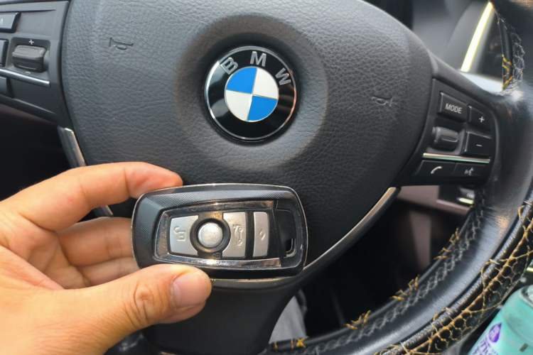 Used BMW 5 Series 2014 525Li Luxury Design Package