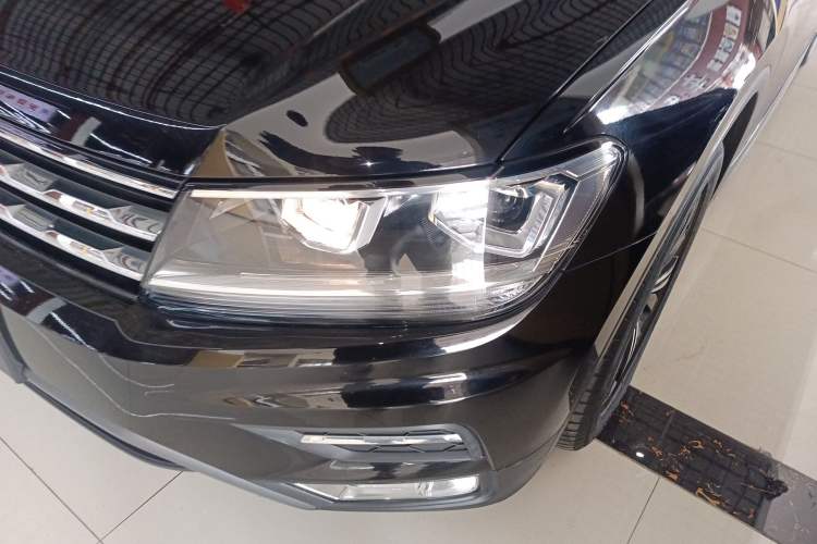 Used Volkswagen Tiguan L 2021 280TSI Automatic Two-Wheel Drive Smart Edition Left Front Headlight