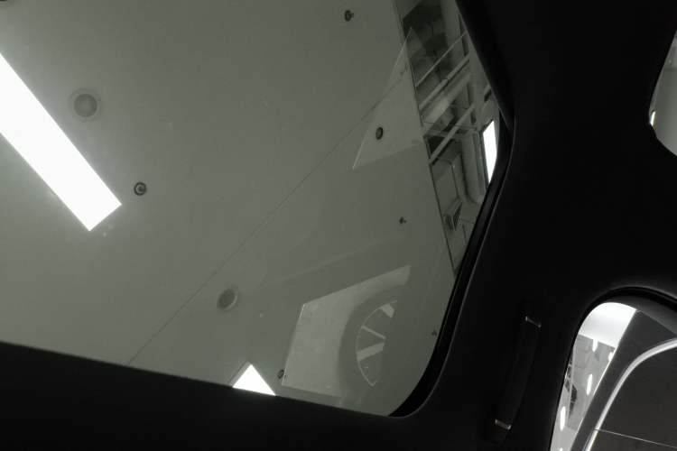 Used Hima AITO M8 2025 Extended-Range Max Version 37 kWh 6-Seater Headliner