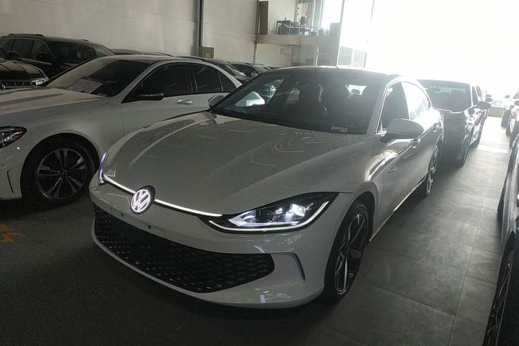 Used Volkswagen Lamando 2024 Lavida L 280TSI DSG Cool & Spicy Edition