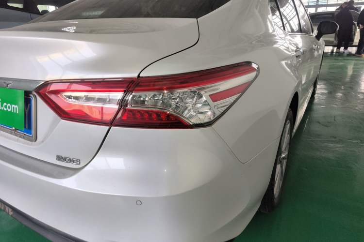 Used Toyota Camry 2021 2.0G Luxury Edition