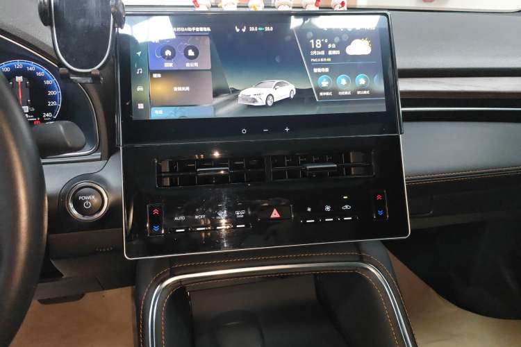 Used Toyota Avalon 2024 Dual-Motor 2.0L Luxury Edition