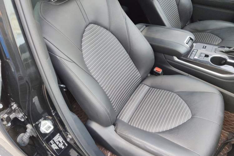 Used Toyota Crown Kluger 2022 2.5L HEV Four-Wheel Drive Luxury Edition Right Front Seat