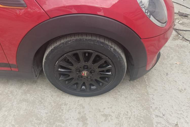 Used MINI 2018 1.5T ONE PLUS Right Front Wheel Hub