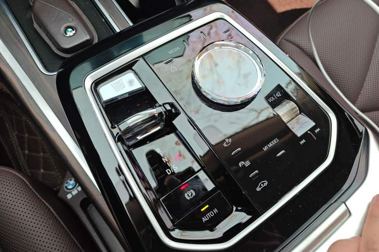 Used BMW 7 Series 2023 735Li M Sport Package
