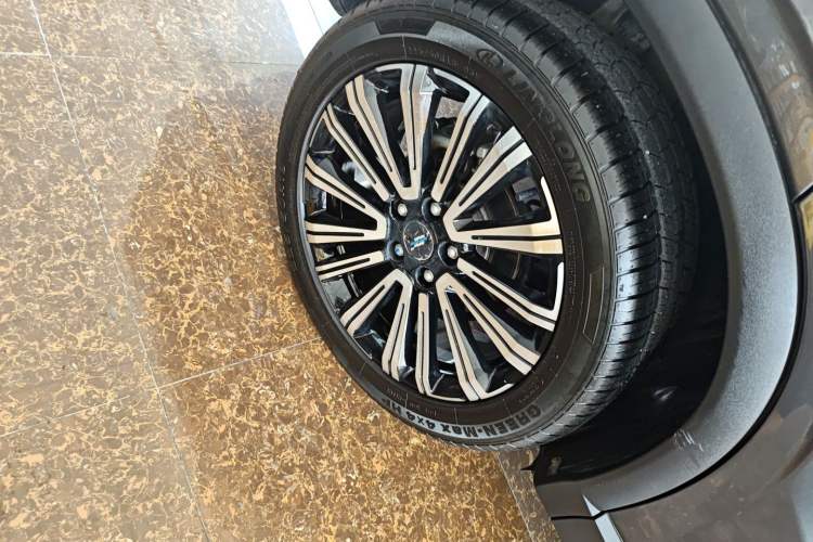 Used Oshan X5 2021 1.5T DCT Prestige Edition
