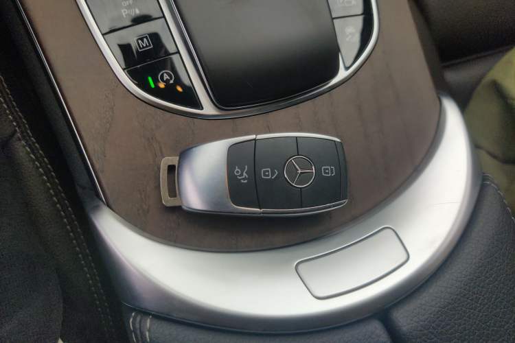 Used Mercedes-Benz GLC 2022 Refreshed GLC 300 L 4MATIC Dynamic Edition Prestige Version