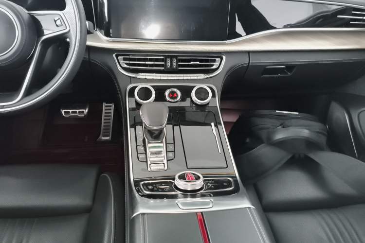 Used Hongqi H9 2020 2.0T Smart Connect Flagship Edition Gear Lever