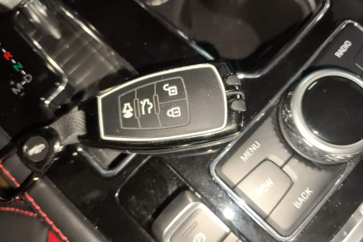 Used BAIC Off-Road BJ40 2019 PLUS 2.3T Automatic Four-Wheel Drive Flagship Edition China VI Emission Standard