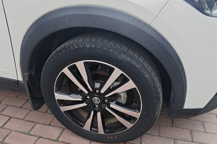 Used Nissan Kicks 2021 1.5L XV CVT Smart Connect Luxury Edition