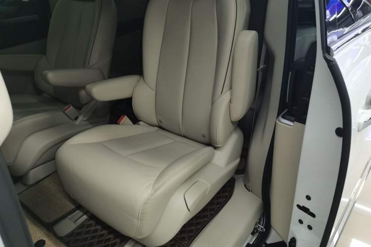 Used Buick GL8 2020 Land Business Class 652T Luxury Model