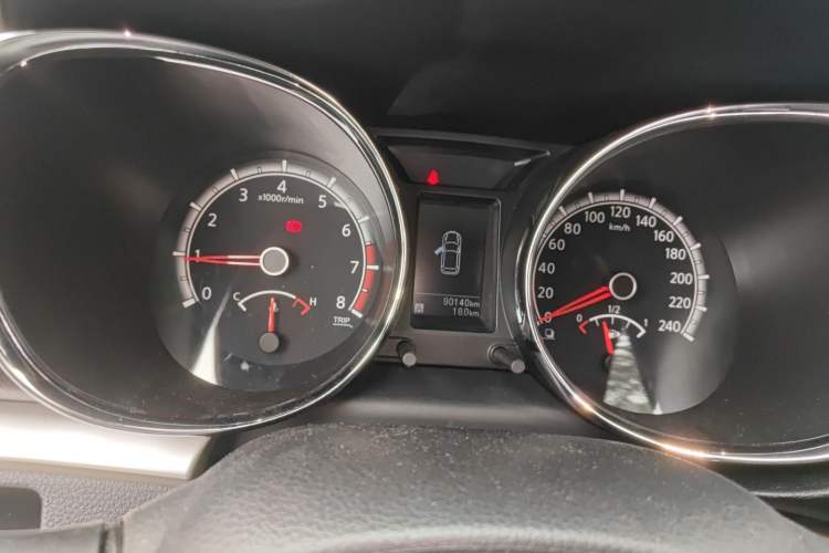 Used Venucia T70 2015 2.0L Manual RuiQu Version Instrument Cluster