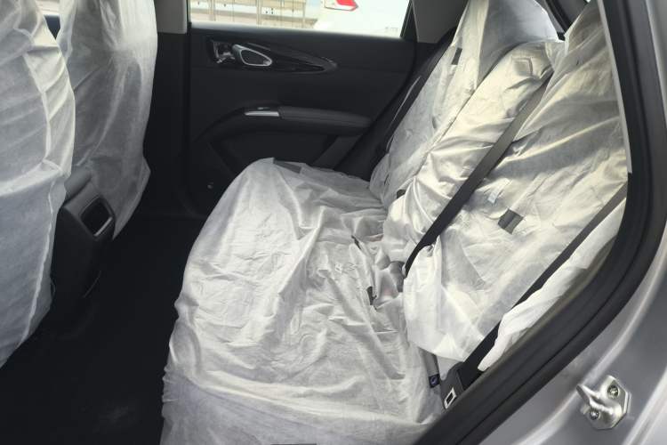 Used Geely Galaxy Geome 2026 Model 310km Youth Edition Left Rear Seat