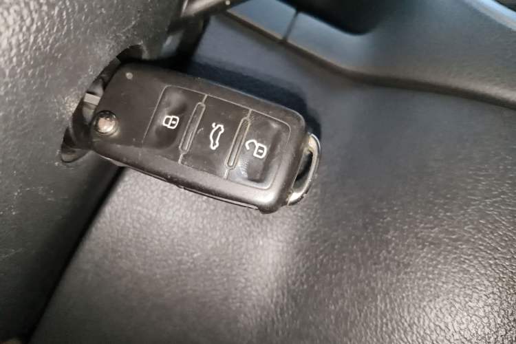 Used Volkswagen Tiguan 2016 300TSI Automatic All-Wheel Drive Fashion Vision Edition Vehicle Key