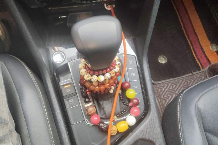 Used Volkswagen Tiguan L 2019 330TSI Automatic Two-Wheel Drive Smart Luxury Version China VI Standard Gear Lever