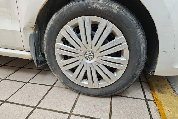 Used Volkswagen Polo 2016 1.6L Automatic Comfort Model