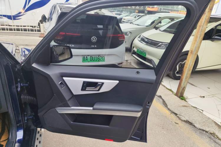 Used Mercedes-Benz GLK-Class 2015 GLK 260 4MATIC Dynamic Edition Ultimate Version