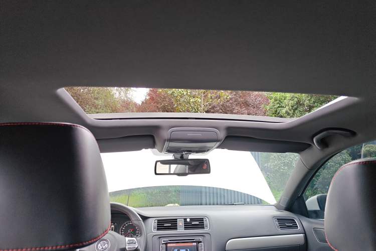 Used Volkswagen Sagitar 2013 2.0 TSI GLI Headliner