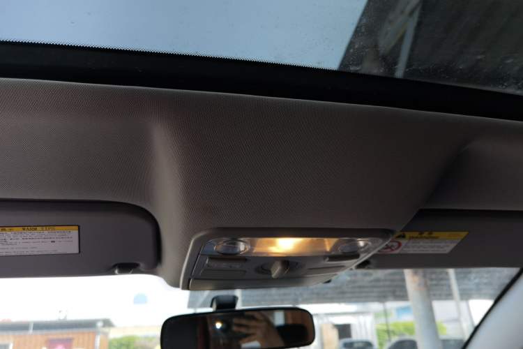 Used Haval H1 2017 Red-Label 1.5L AMT Luxury Model Headliner