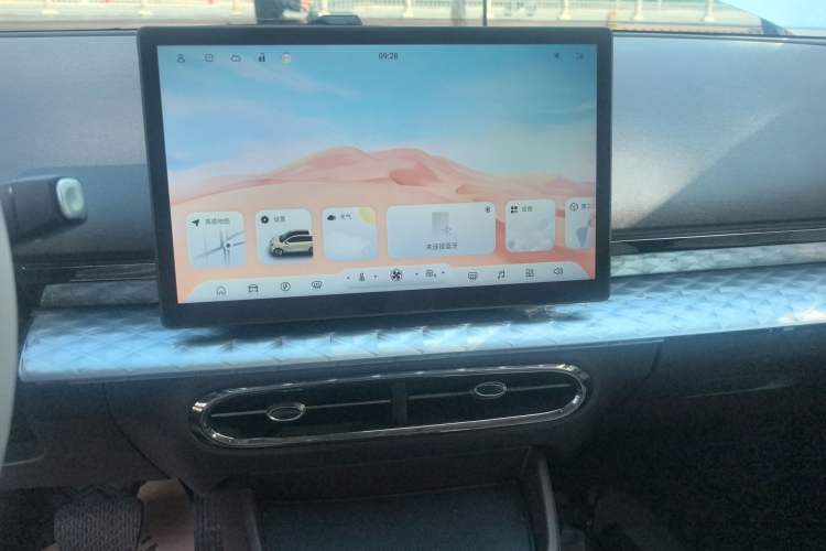 Used JAC Yiwei 3 2023 405km Lite